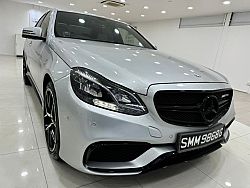 Mercedes Benz E200 Sedan R17 LED 2015 Silver keyless
